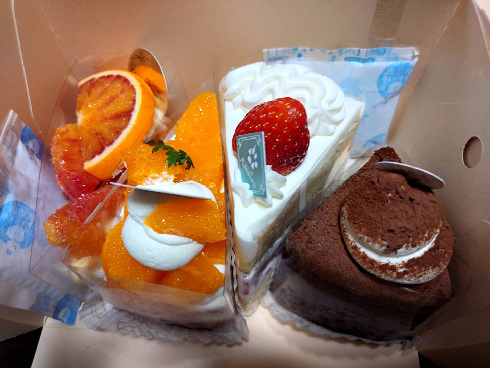 アマイロのケーキ
