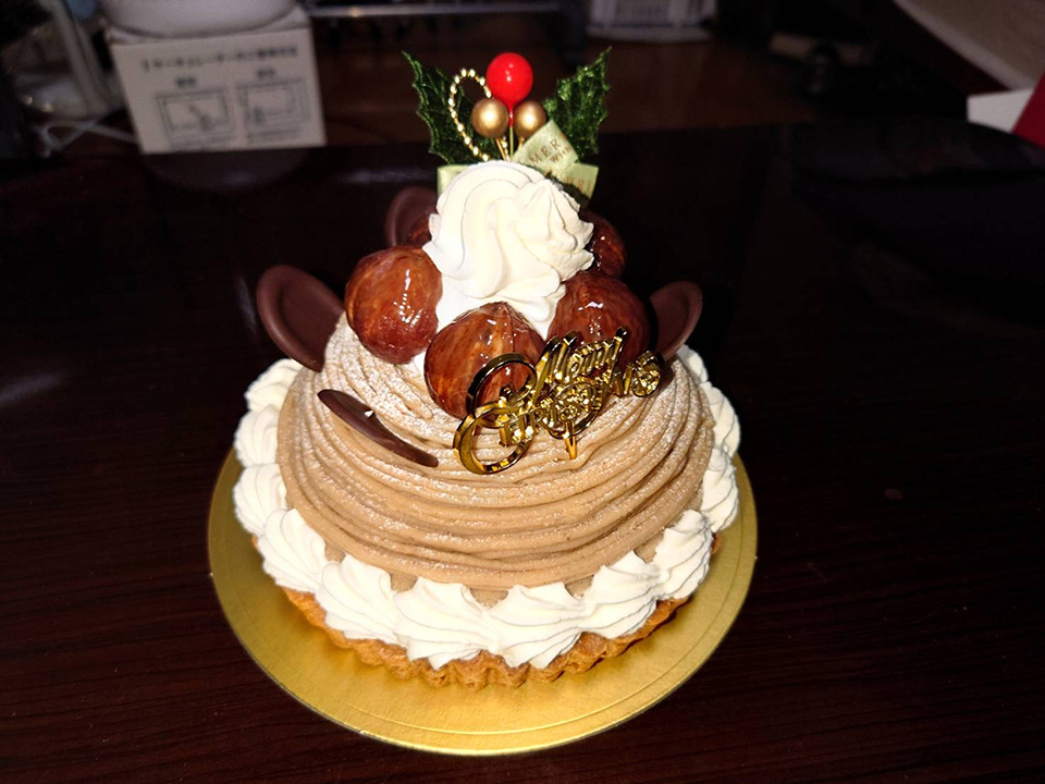 アマイロのケーキ